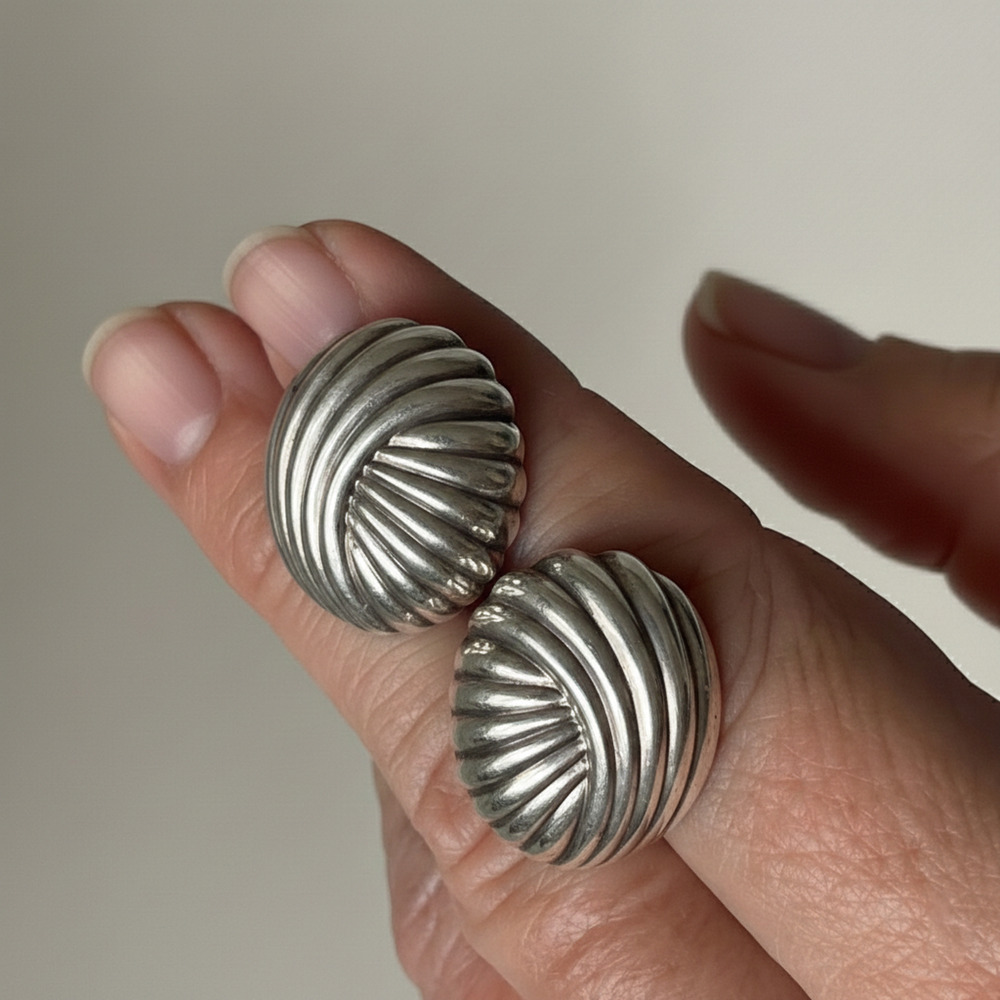 Vintage 80s 90s Sterling Silver Shell Earrings Quiet Luxury Minimalist Statement